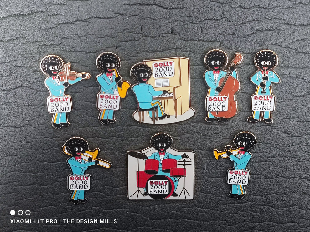 Golly Band Set of 8 Badges 2000