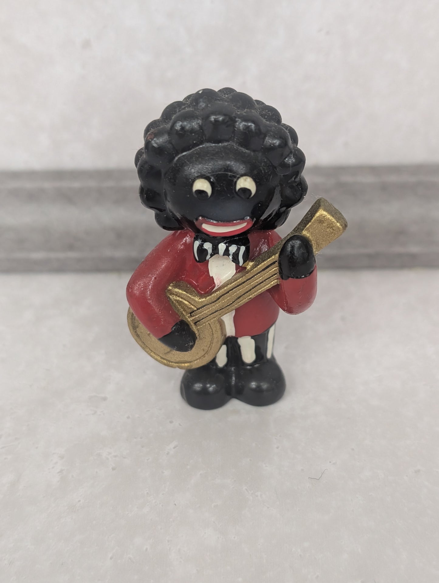 Guitarist Fridge Magnet/Figure