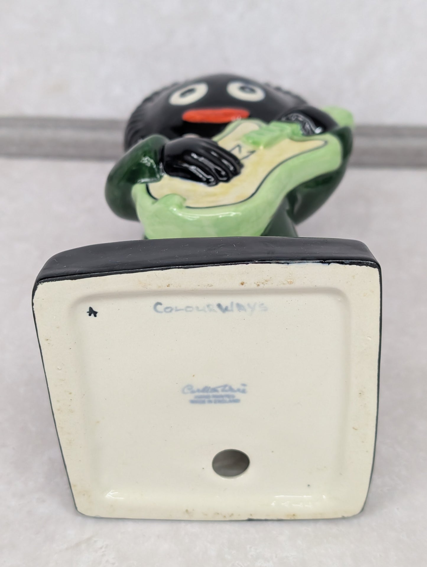 Large Guitarist Colourway by Carltonware