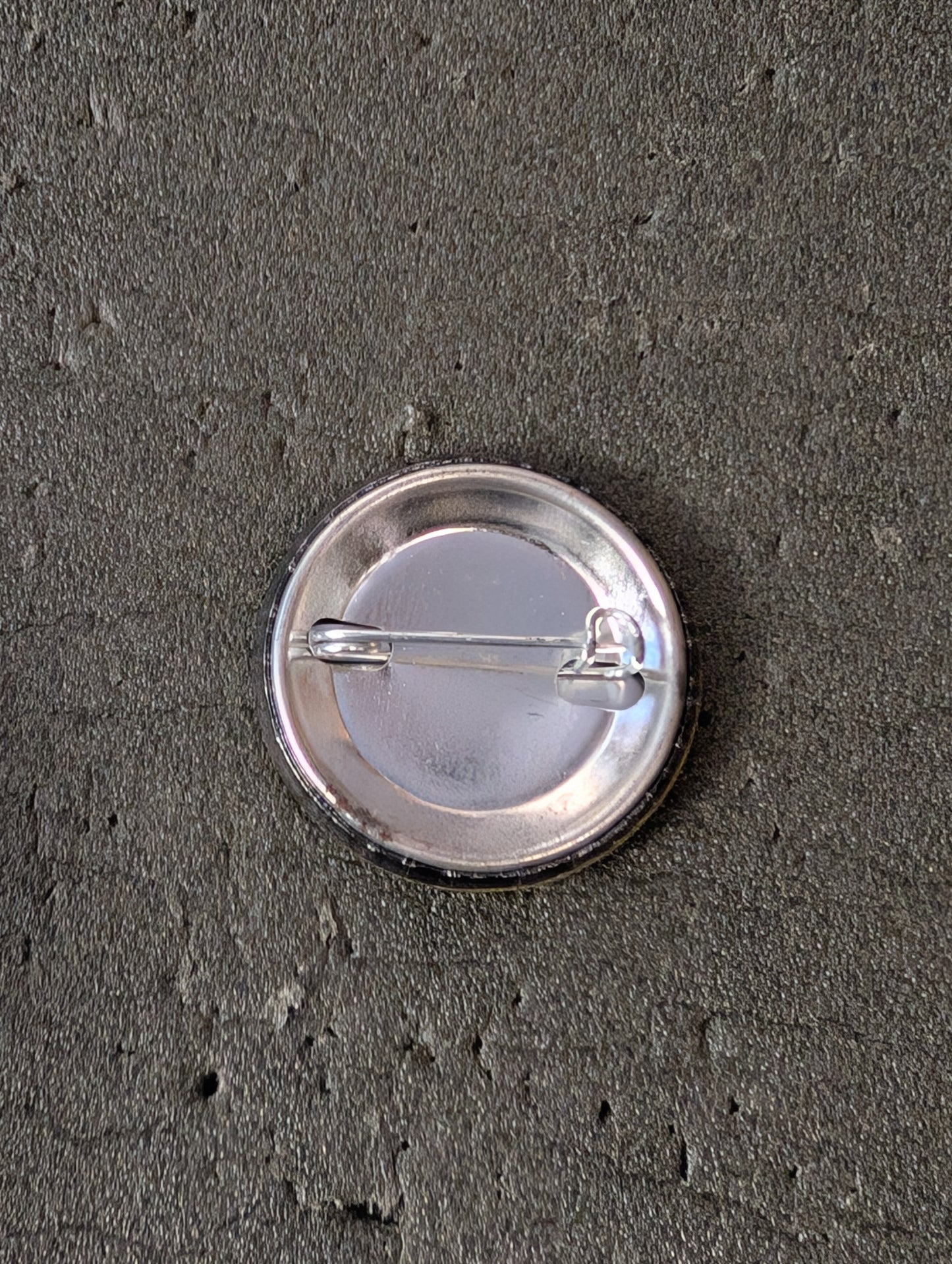 Non Robertsons OAR Button Badge