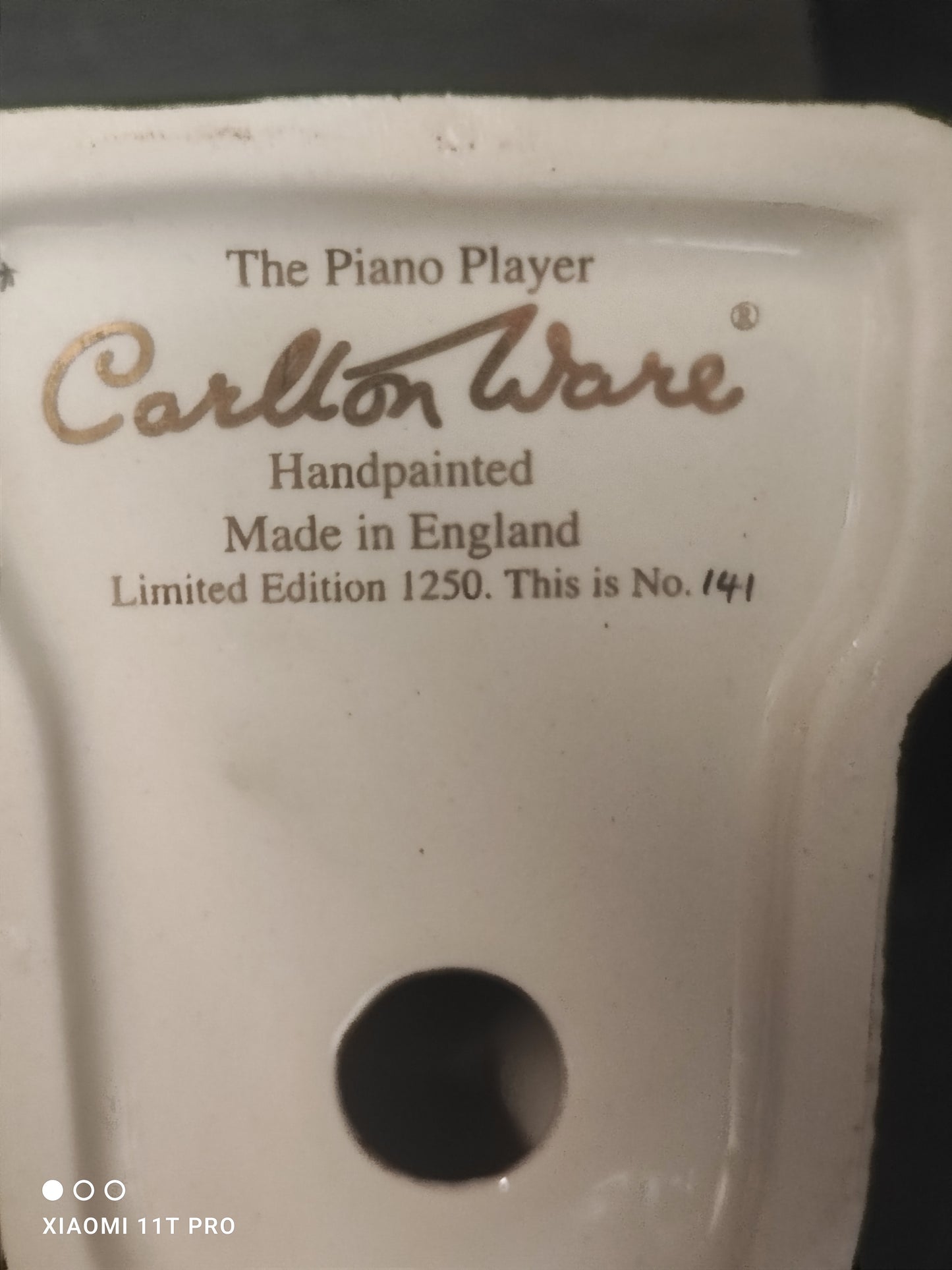 Large Pianist by Carltonware