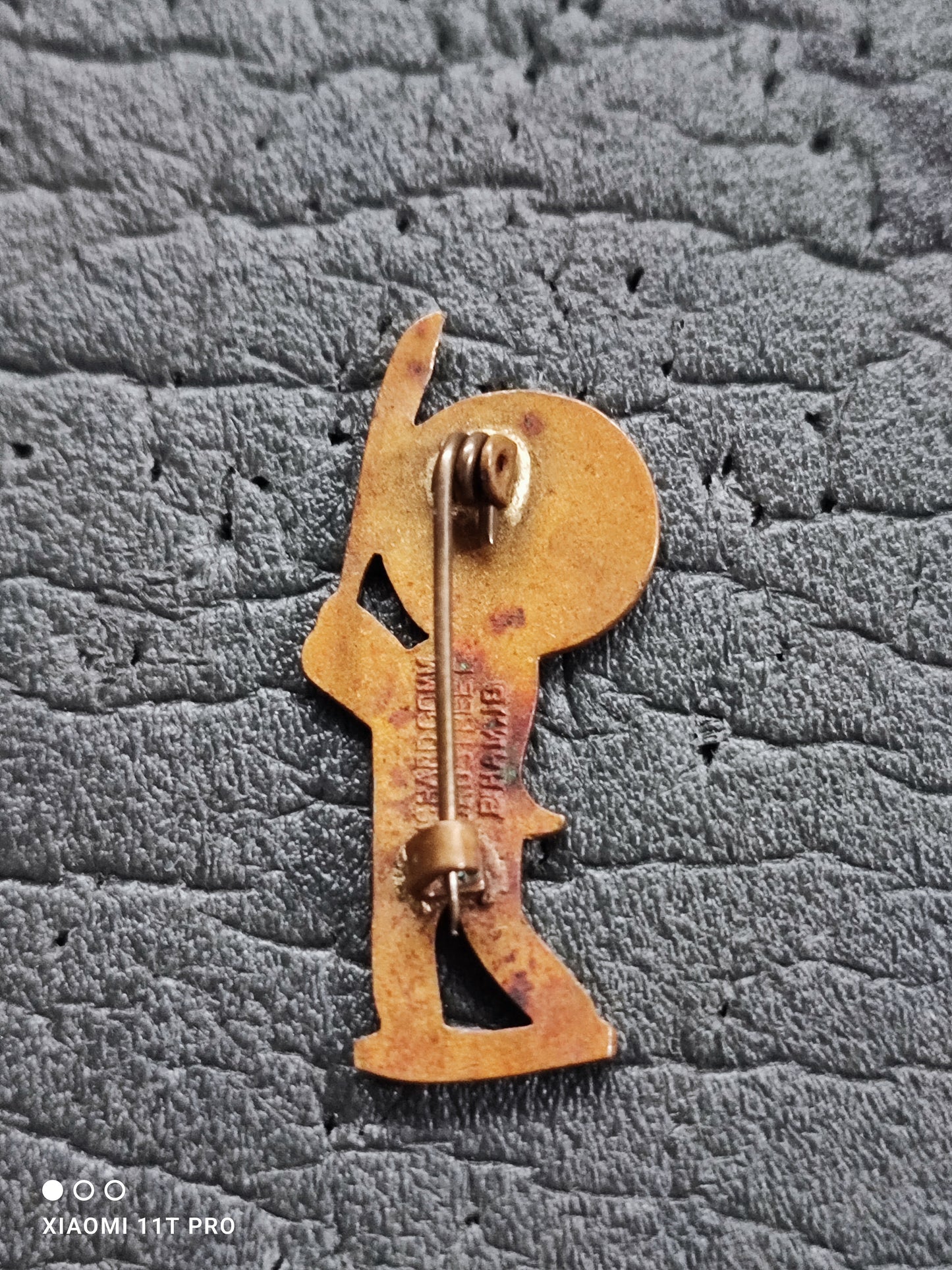 Richard Gomm Points Cut from Bar