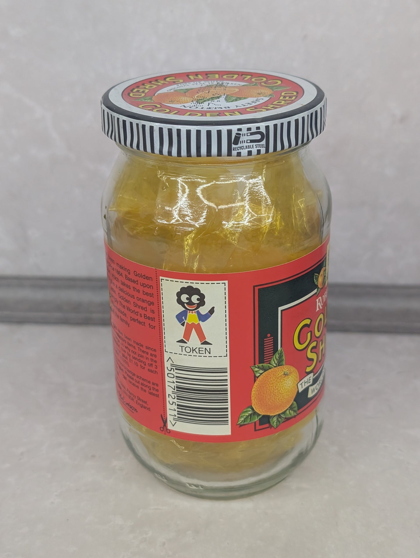 Robertsons Golden Shred Jar with Lid and Golly Token