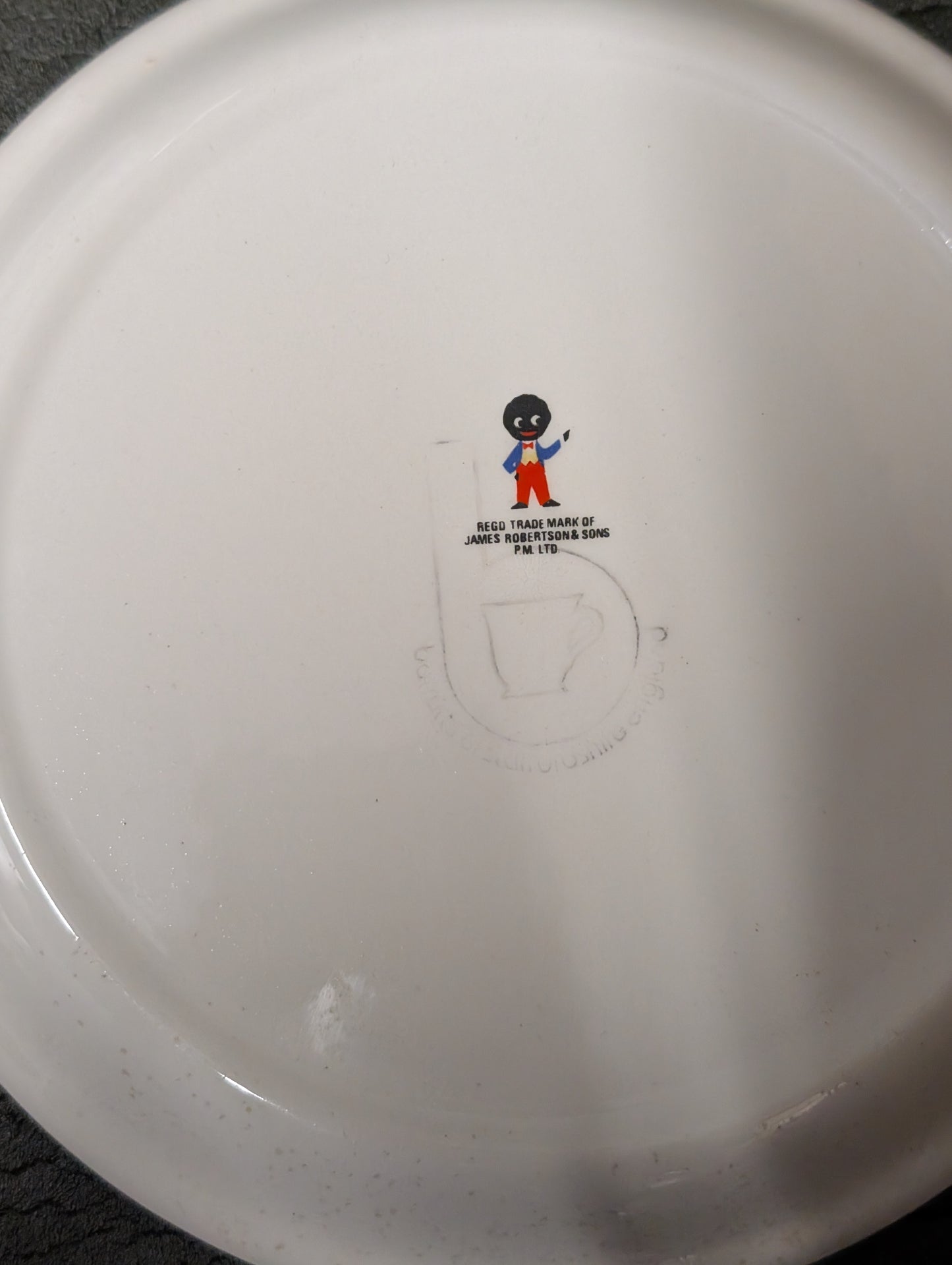 Robertsons Plate Yellow Rim