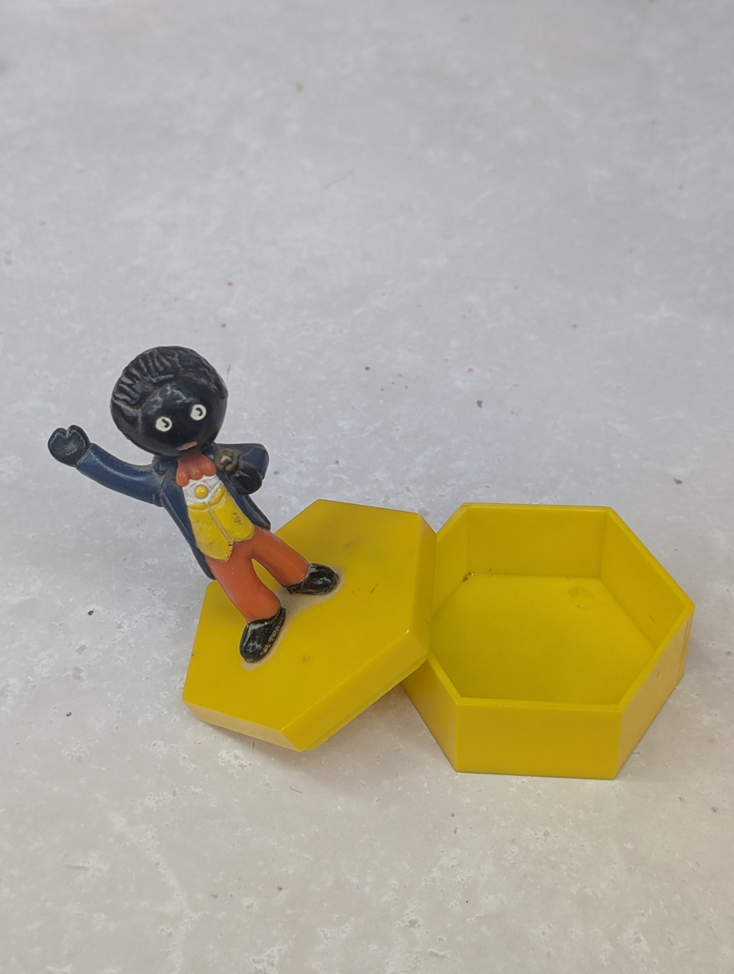 1980s Robertsons Vocalist Trinket Box by Dodo