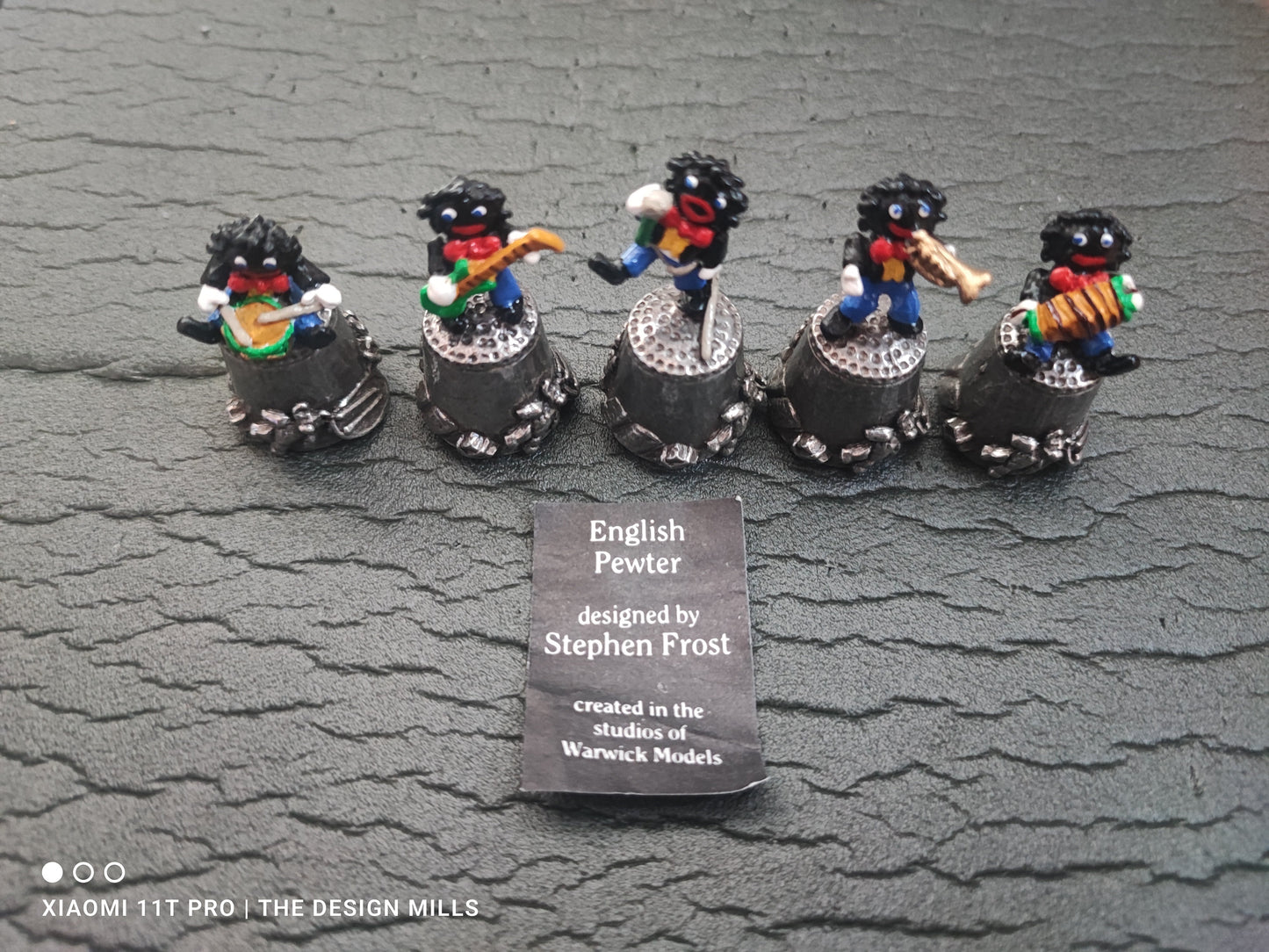 Band of 5 Pewter Thimbles