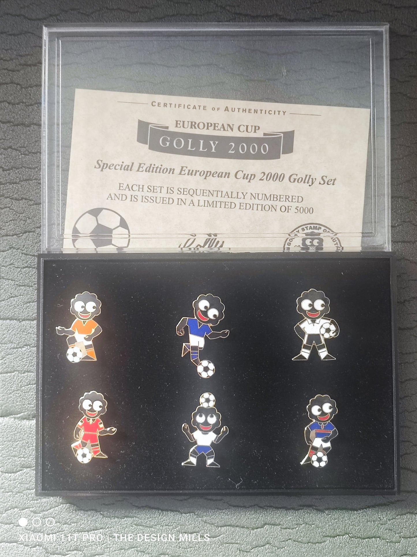 Euro 2000 Set of 6 Badges Boxed With Cert