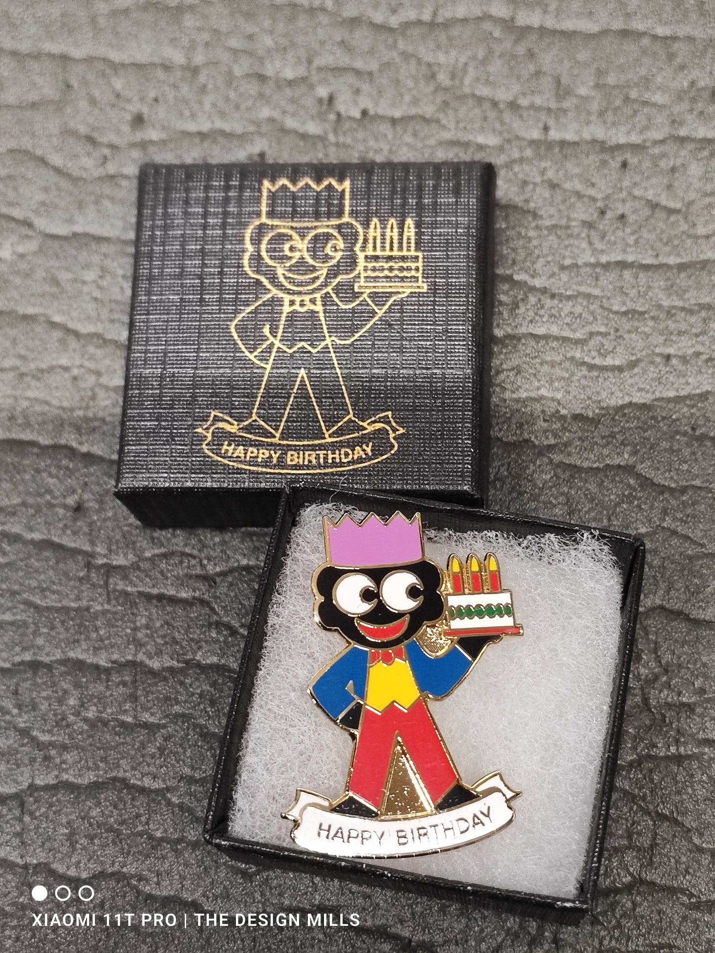 Happy Birthday Badge BOXED