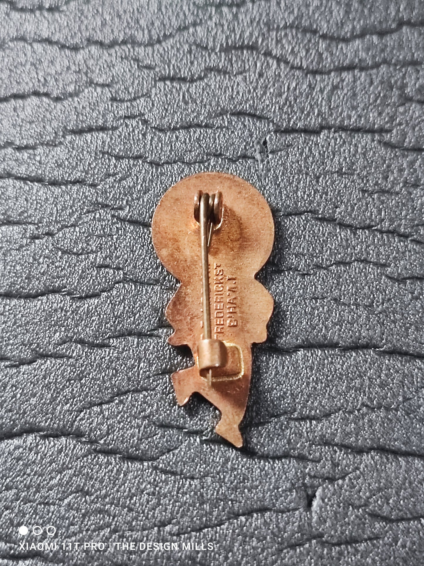 Rev Gomm with Pockets