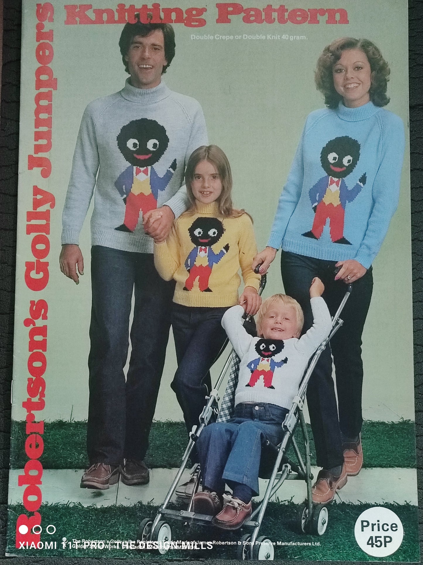 Robertsons Golly Jumpers Knitting Pattern