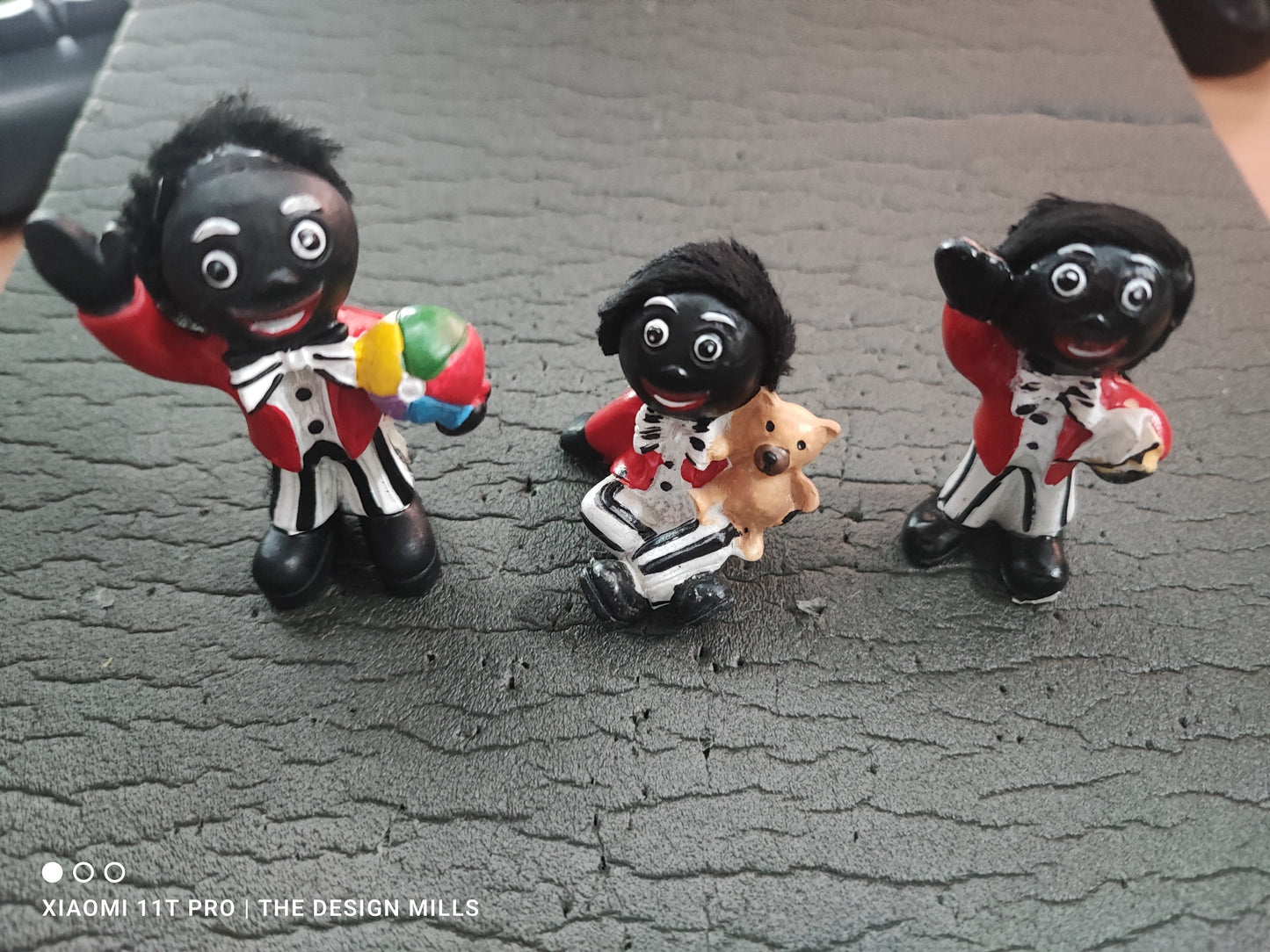 Set of 3 Figures