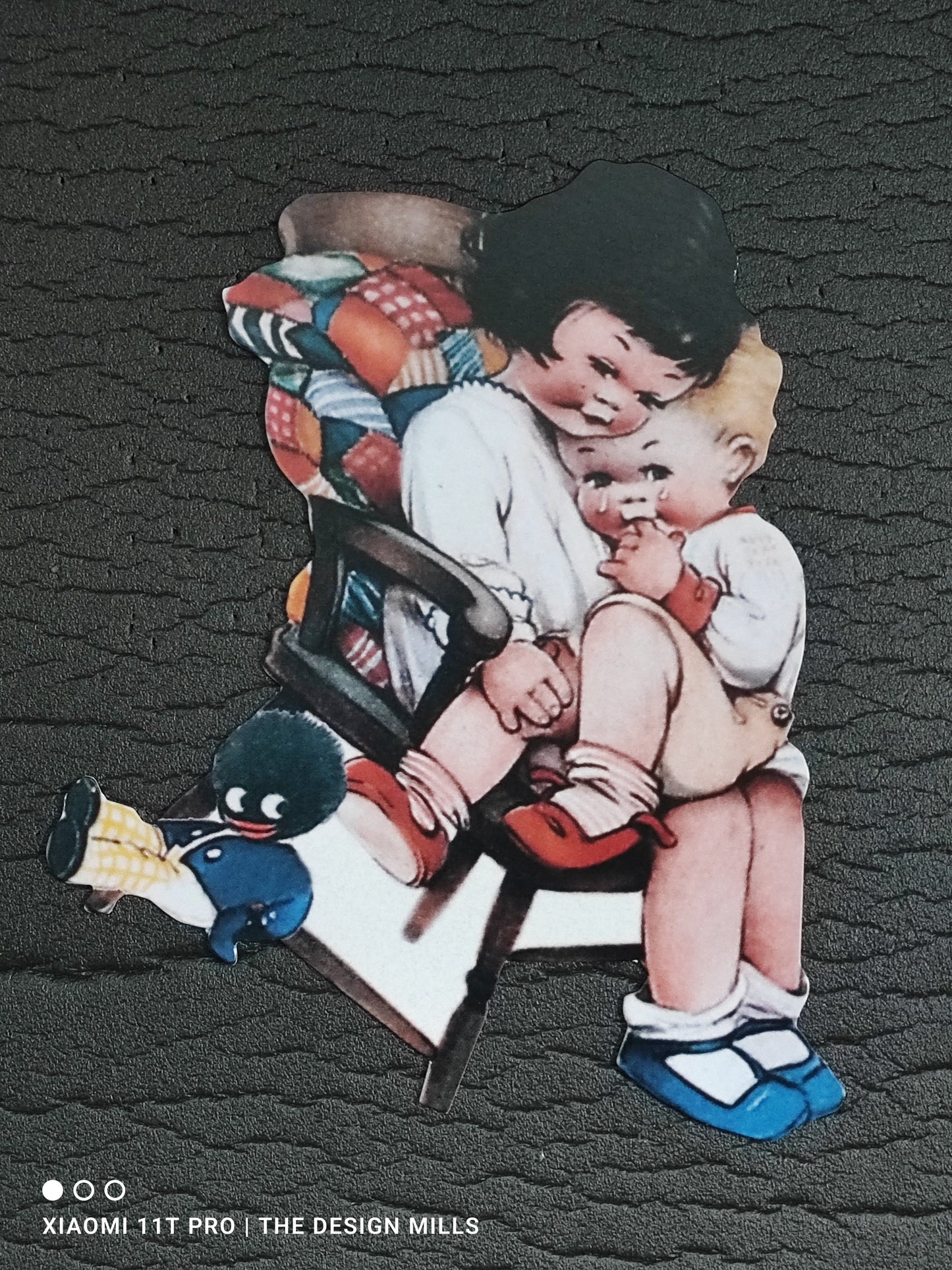 Shaped Postcard Children with Golly
