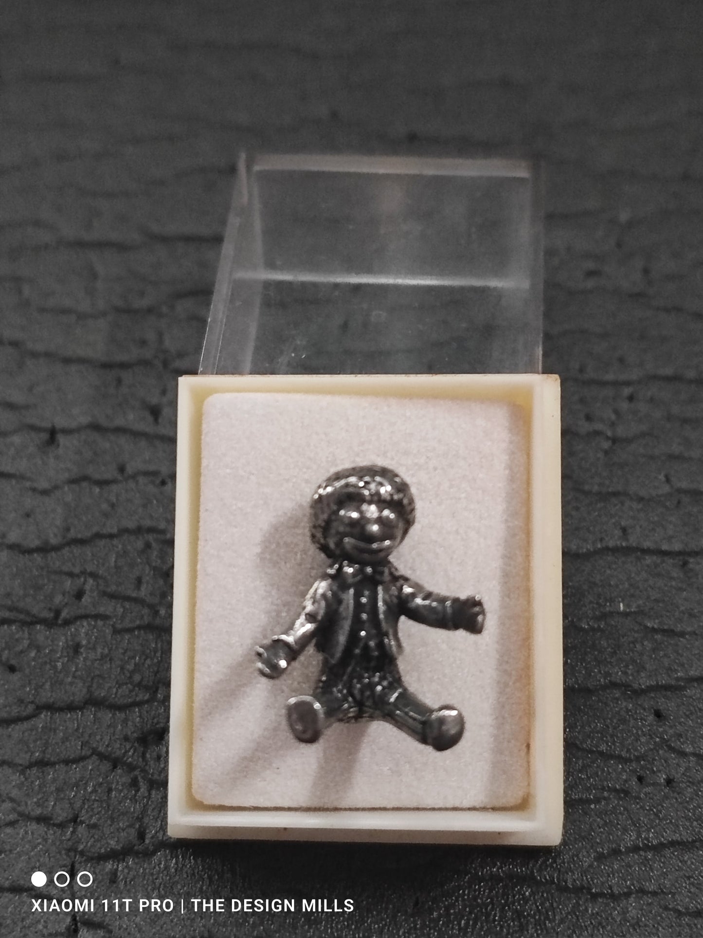 Unusual 3D Golly Badge