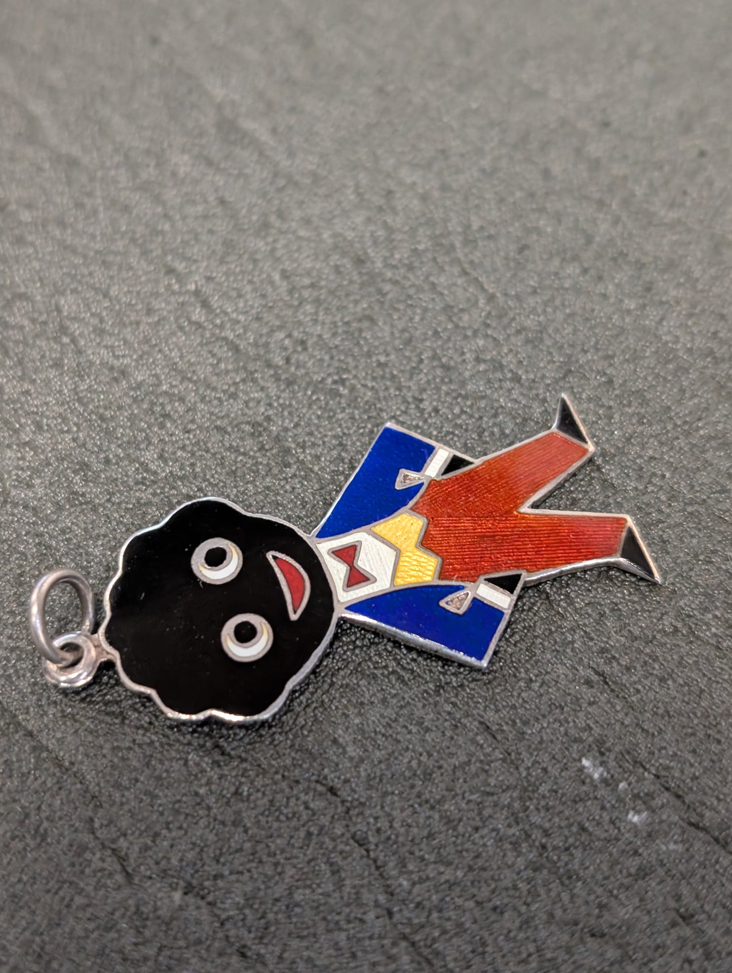 1980s Robertsons Silver Standard Pendant by Ari Norman