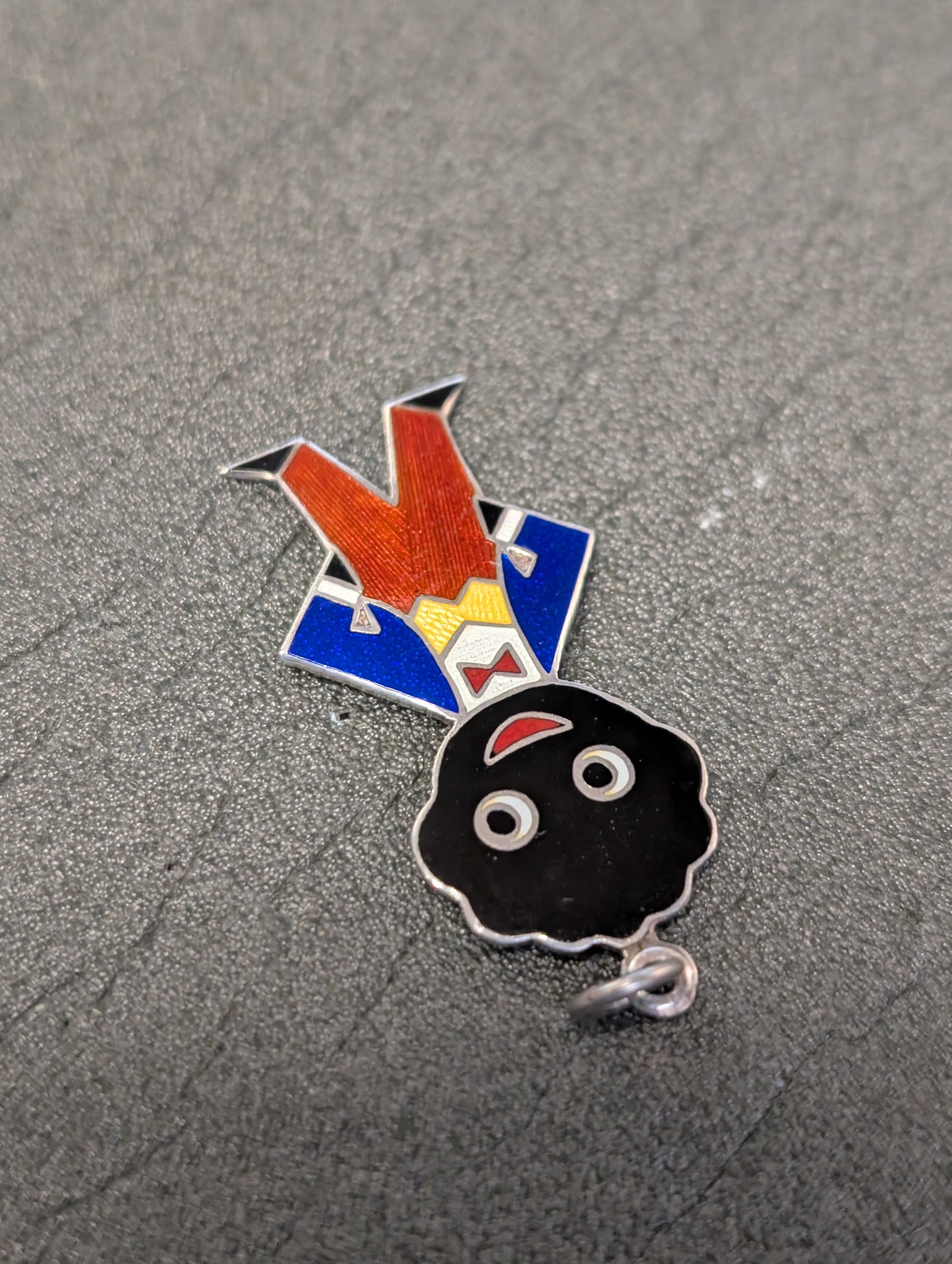 1980s Robertsons Silver Standard Pendant by Ari Norman