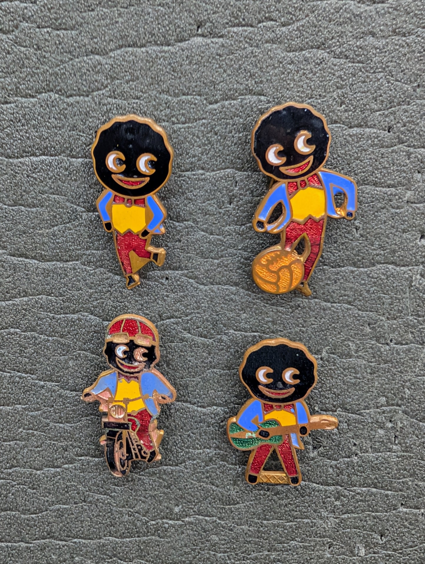 4 x 1970s Robertsons