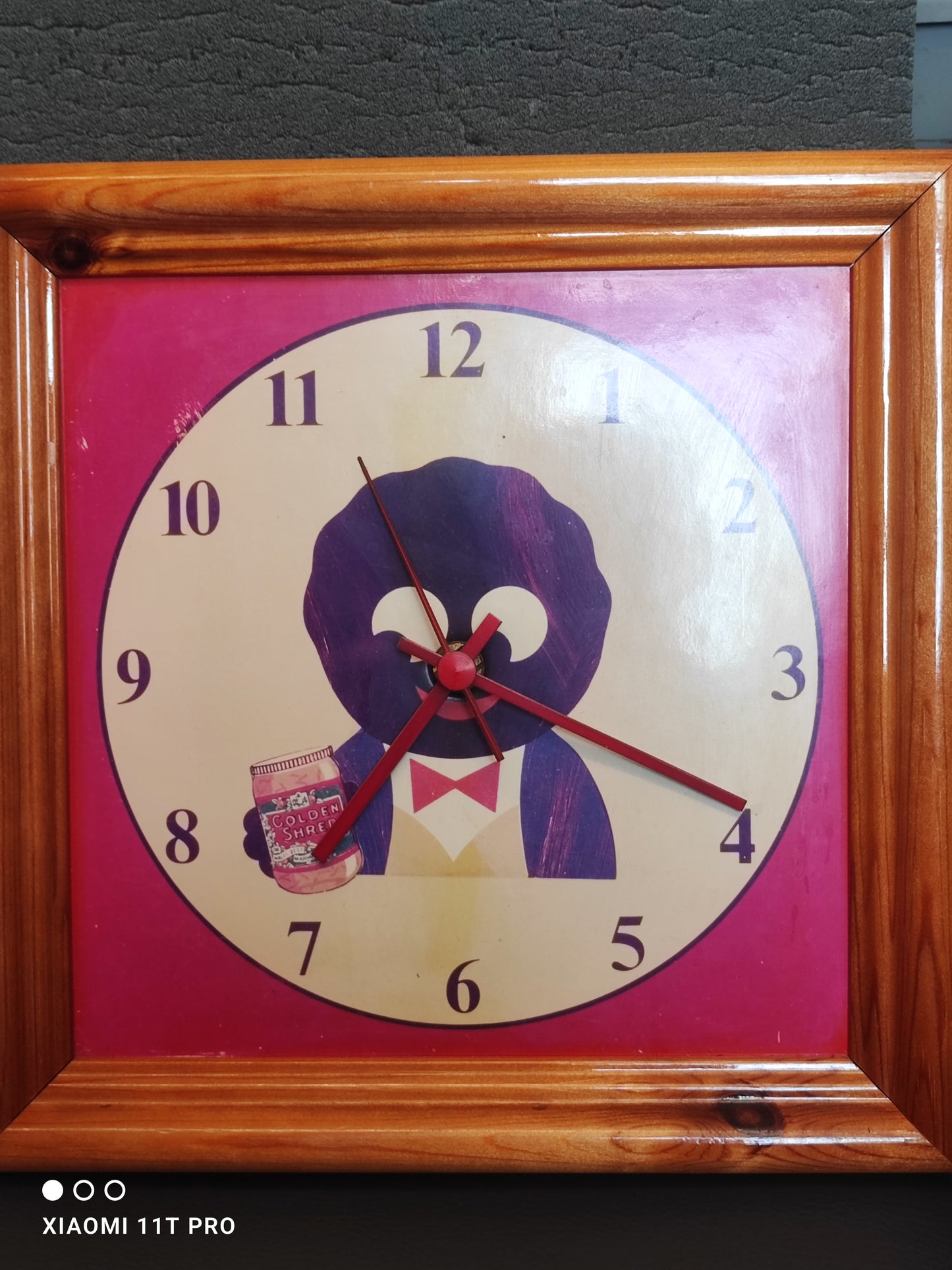 80s Robertsons Clock