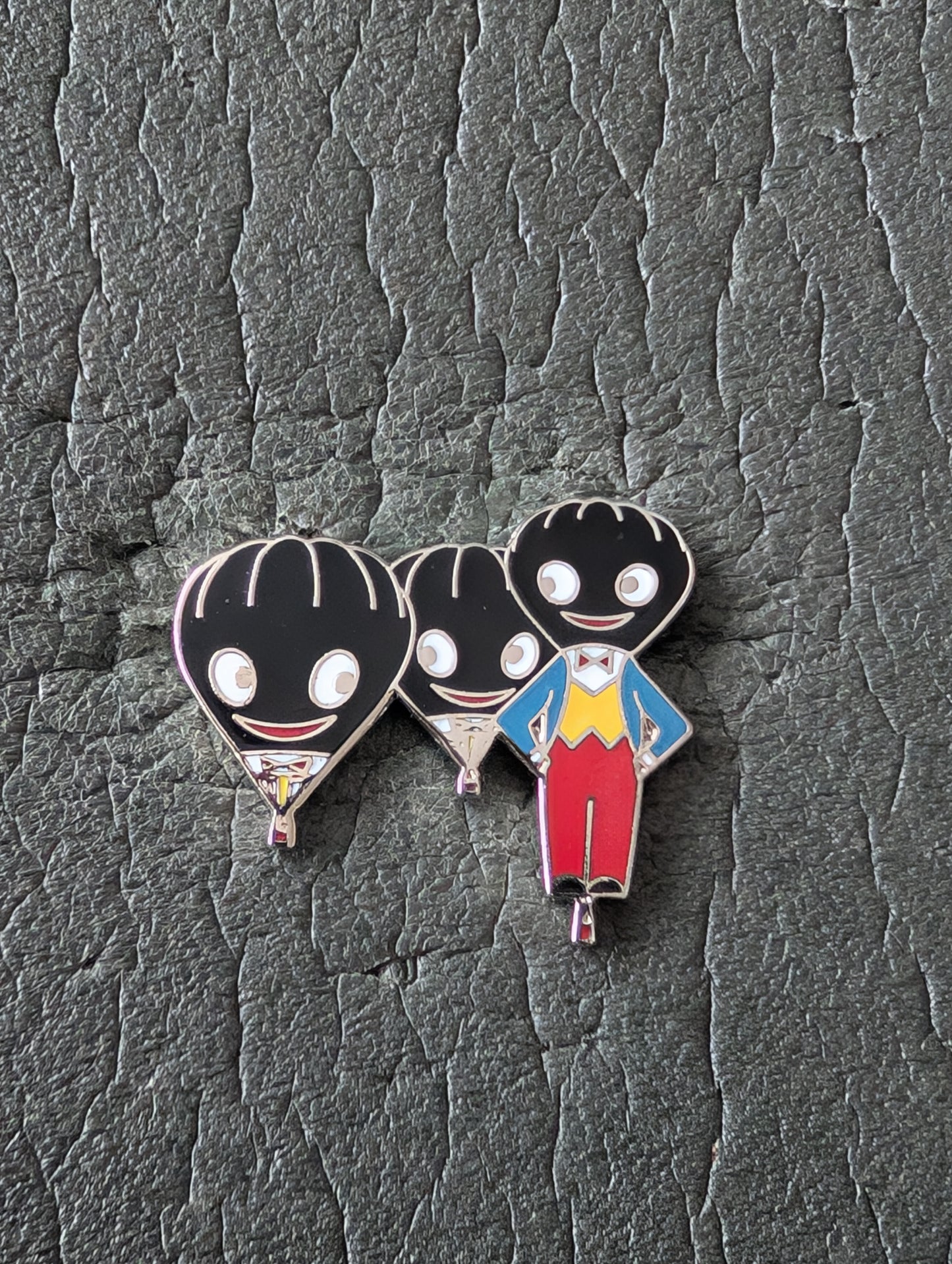 Ba8s Triple Balloon Badge