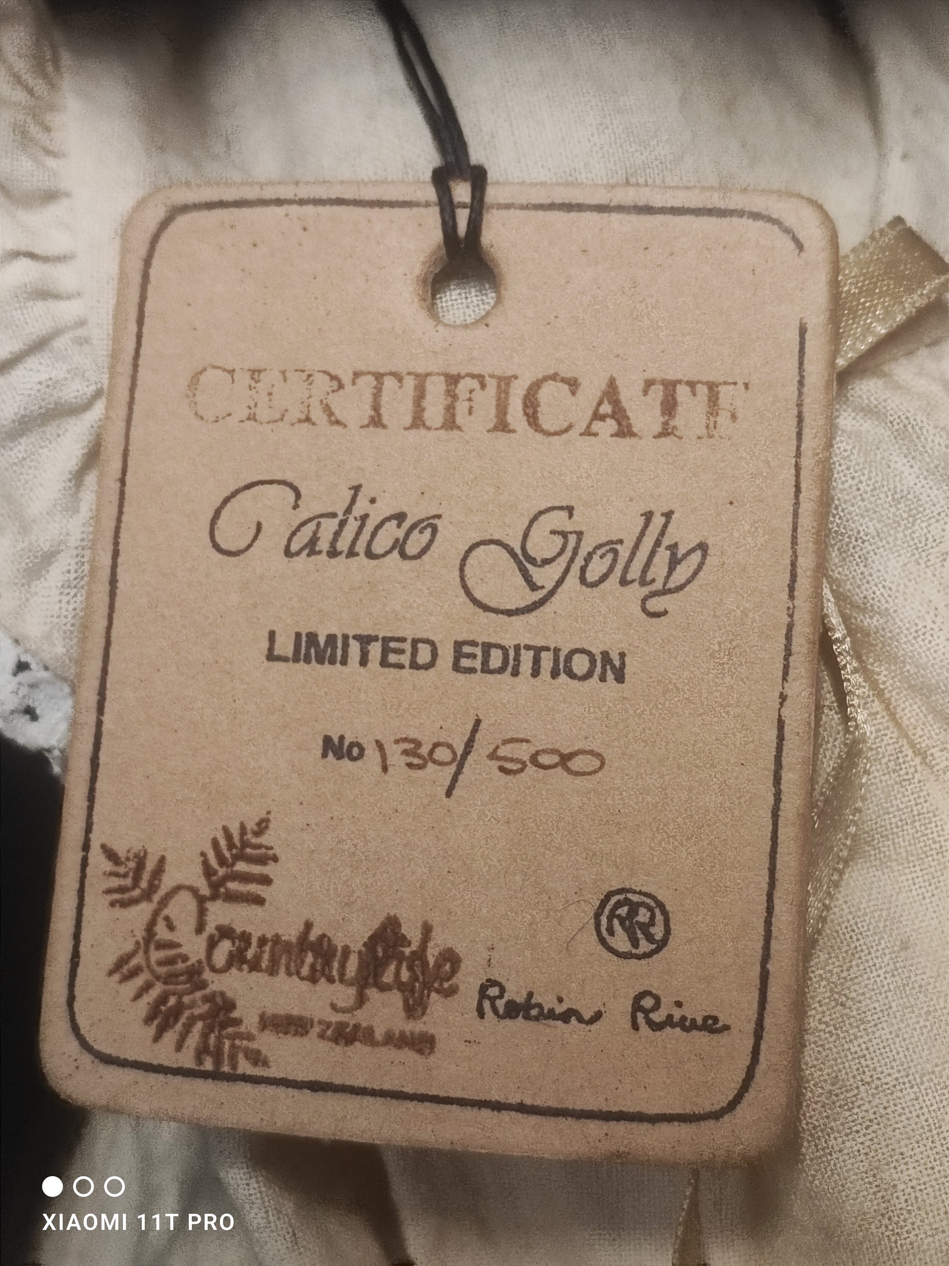 Calico Golly by Robin Rive – GollyBadges.com