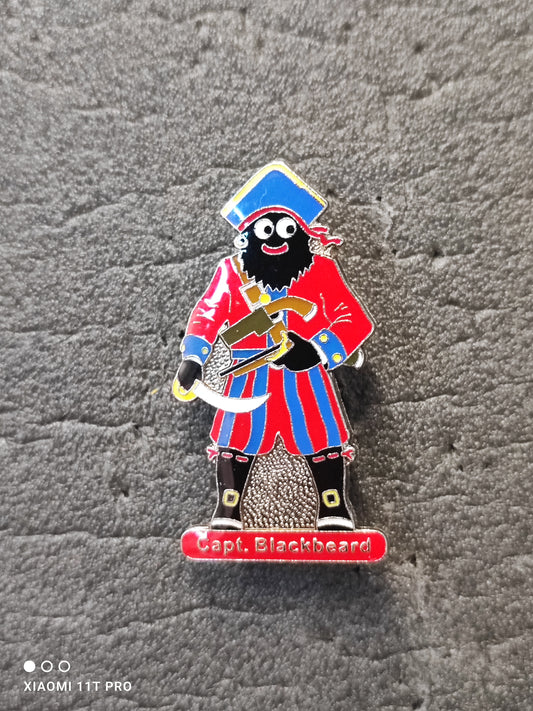 Captain Blackbeard Red by Golidays