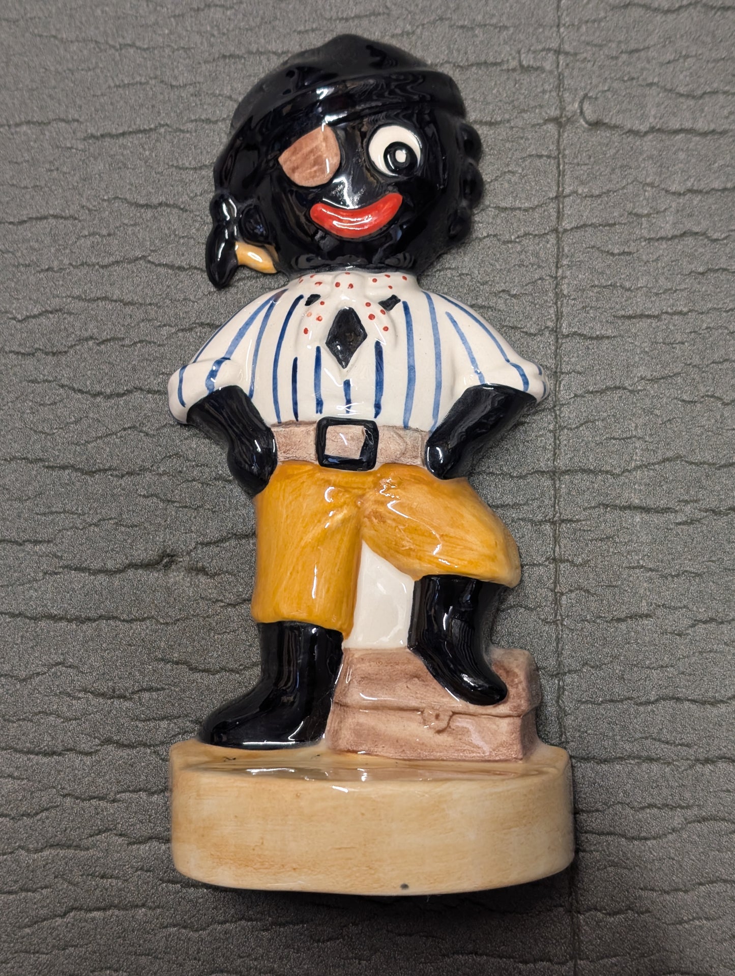 Carltonware Pirate Flatback Show Special