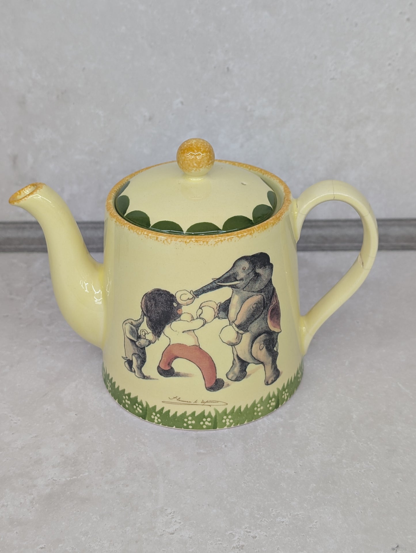 Golly Boxing Elephant Teapot by Carltonware (damage)