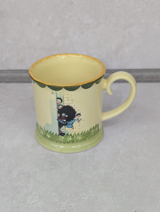 Golly Hiding Behind Door Mug by Carltonware