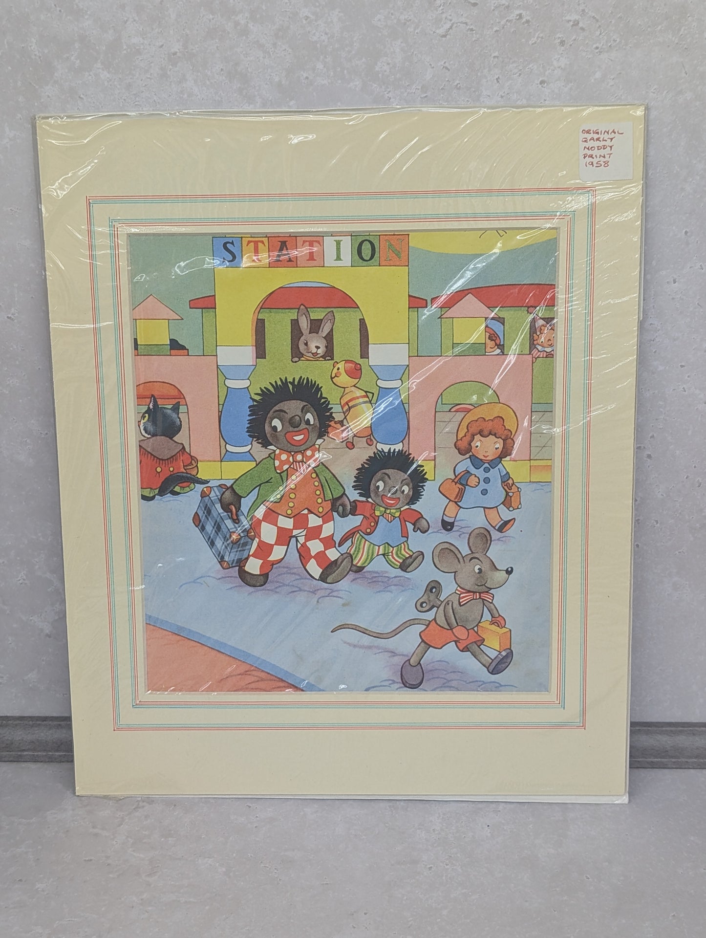 Golly at Station Print