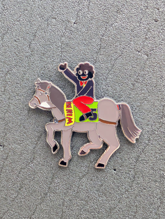 Grand National Winner Badge Grey