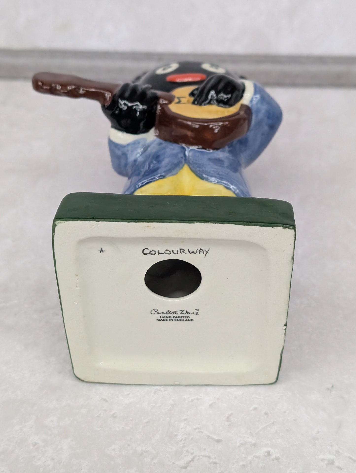 Large Banjo Player Colourway by Carltonware