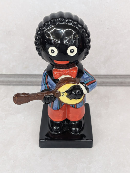 Large Colour Trial Banjo Player by Carltonware