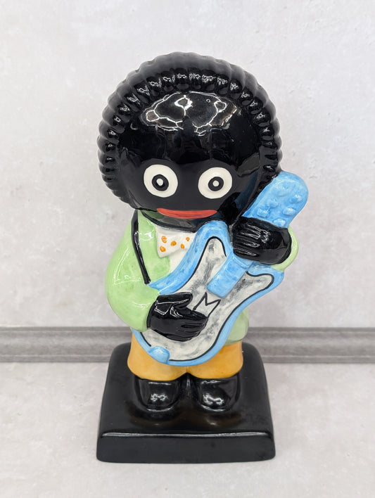 Large Guitarist Colourway by Carltonware