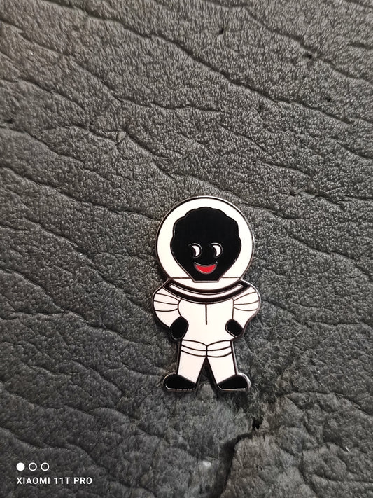 Mini Astronaut Eyes Right