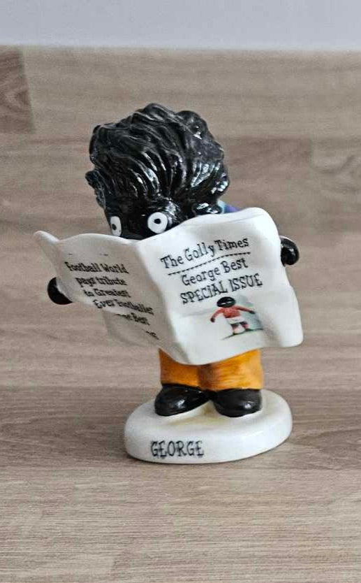 Newspaper Reader "George Best" by Carltonware