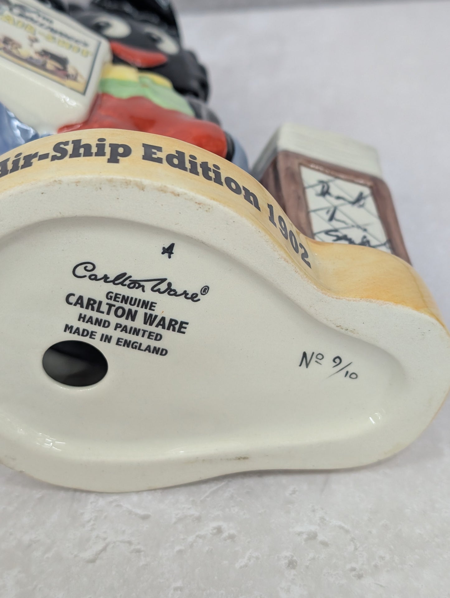 Newspaper Vendor Air Ship by Carltonware
