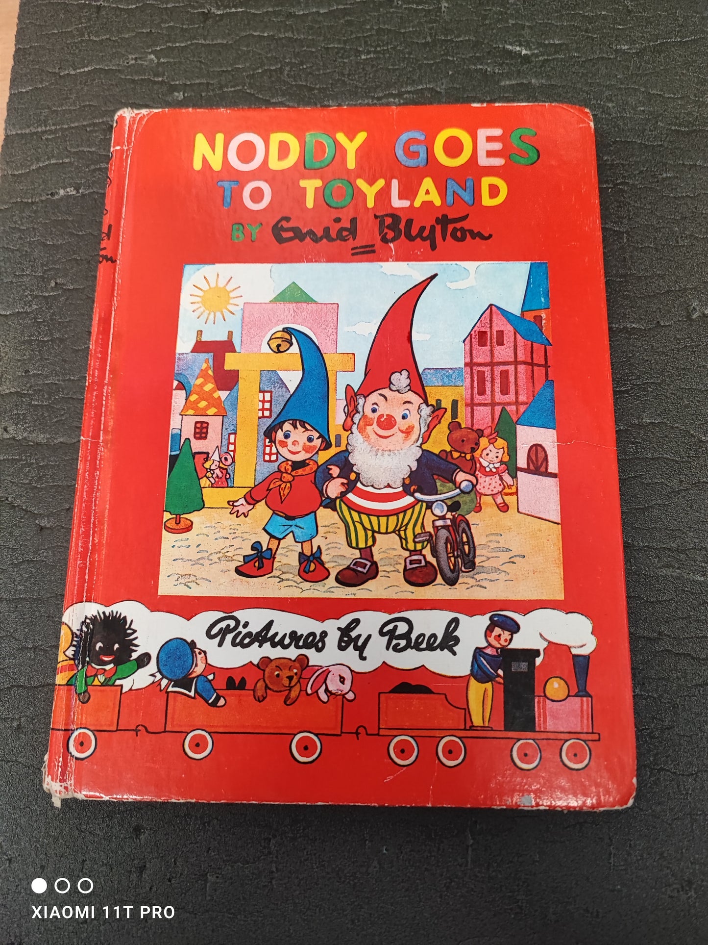 Noddy Goes To Toyland Featuring Golly