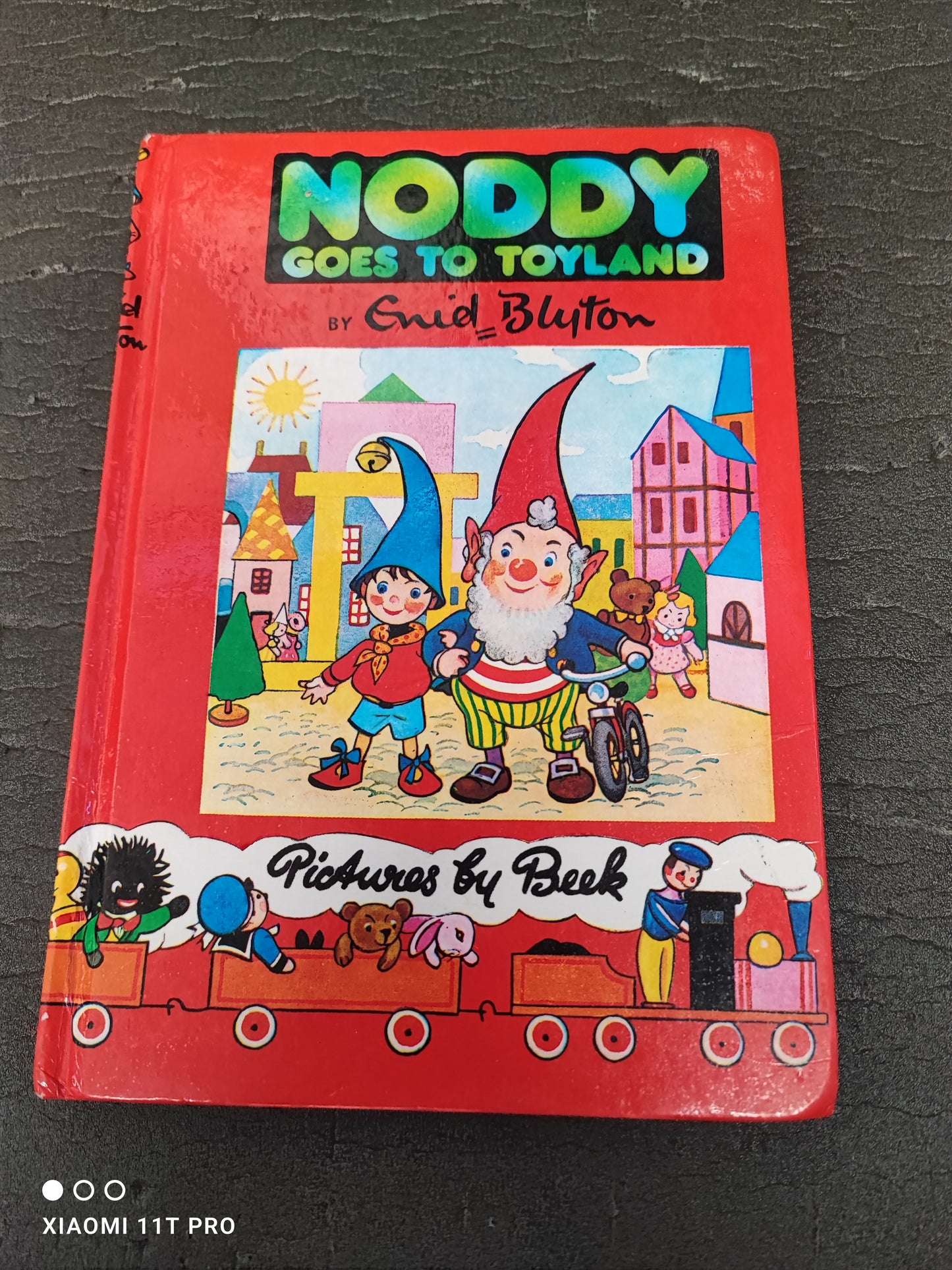 Noddy Goes To Toyland Featuring Golly