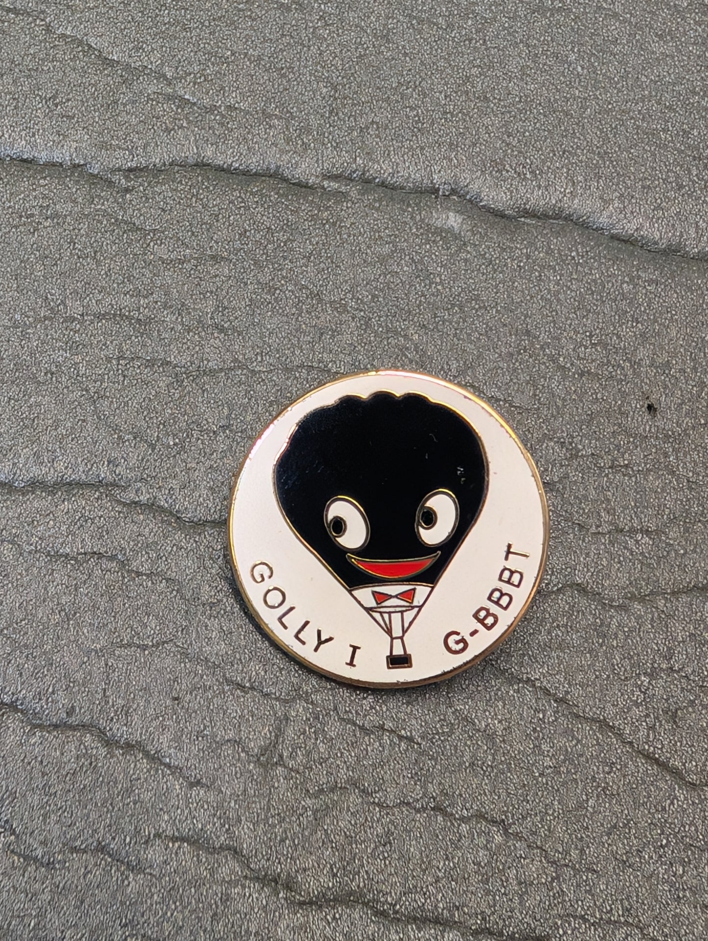 Non Robertsons Balloon Badge