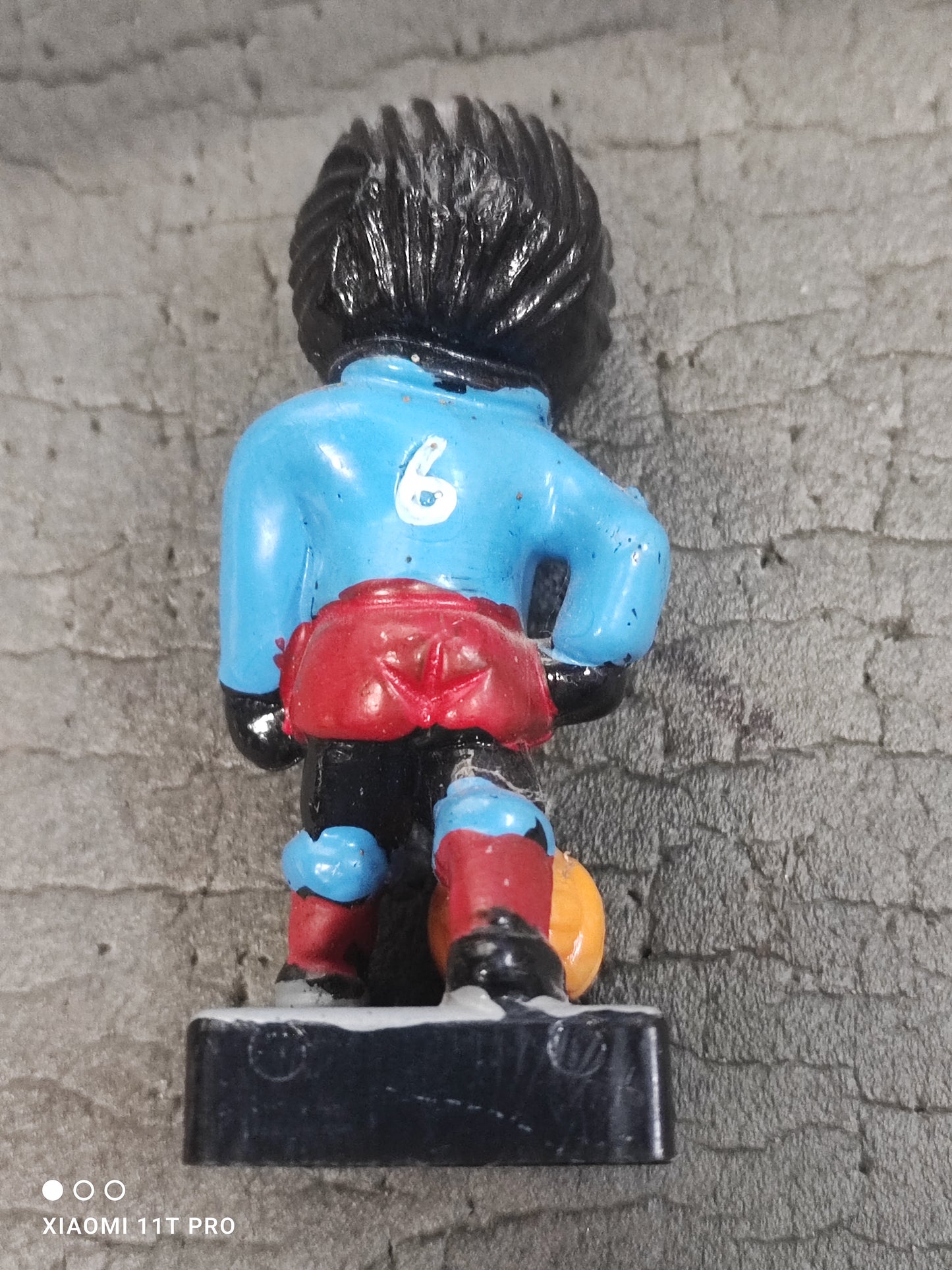 Plastic Footballer No6 Hollow Base