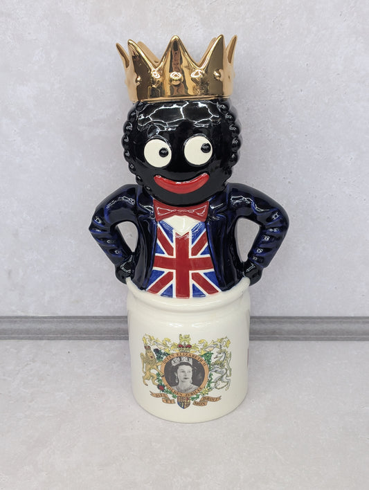 Queens Golden Jubilee Tea Pot by Totally Teapots Low Edition
