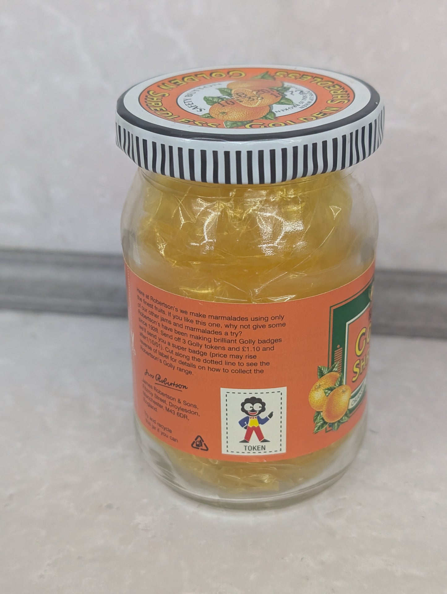 Robertsons Golden Shred Jar with Lid and Golly Token