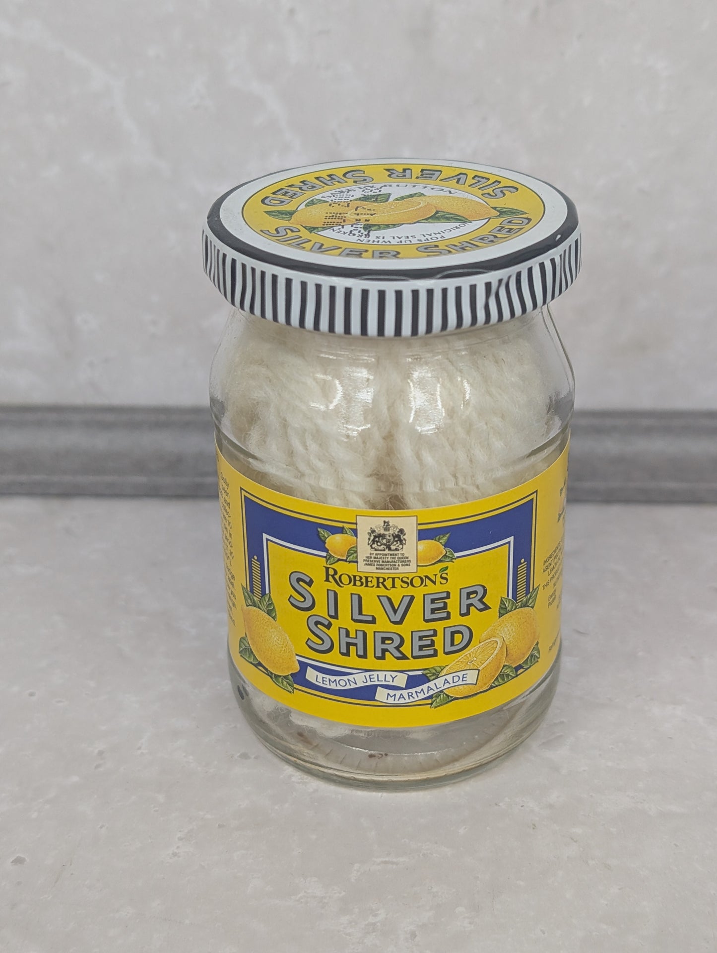Robertsons Silver Shred Jar with Lid and Golly Token