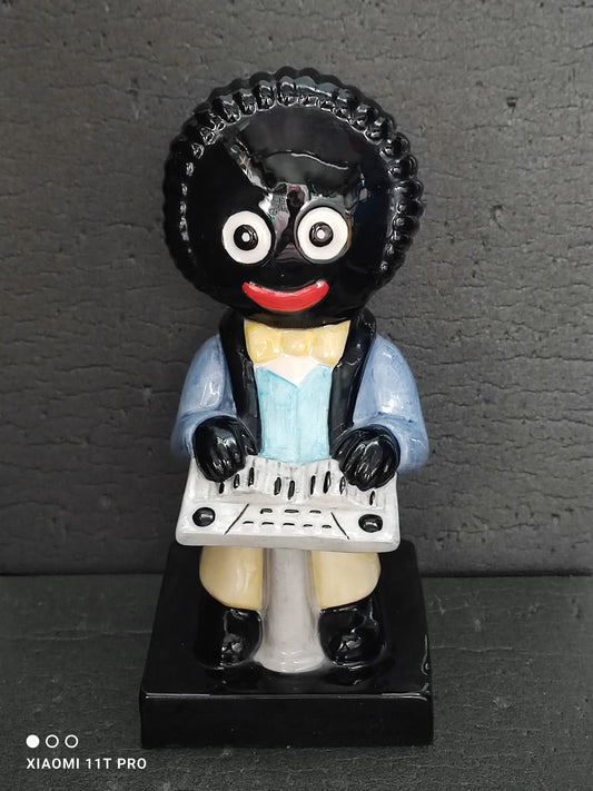 Show Special Keyboard Player by Carltonware