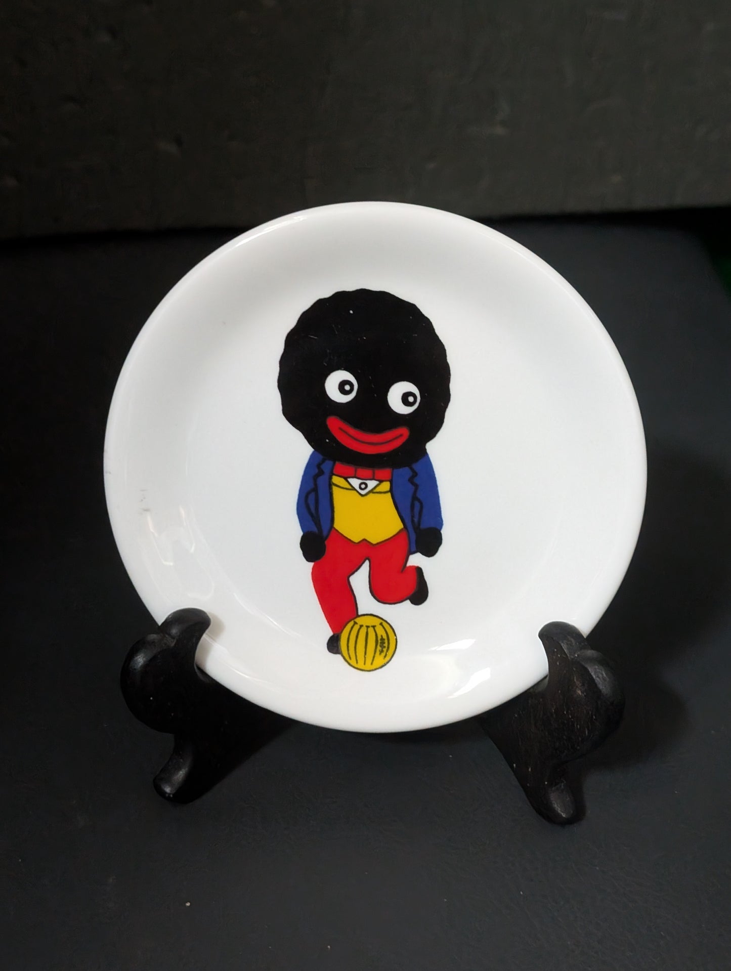 Small Display Plate Footballer