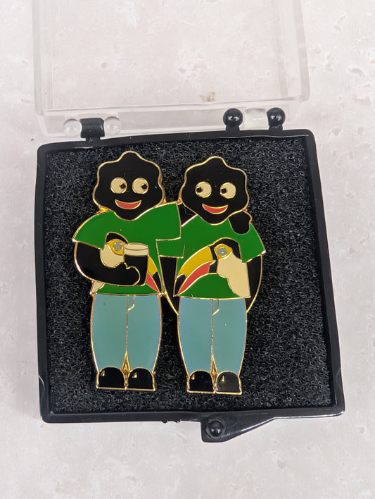 Toucan Buddies Green by Peter Wood Issue 50