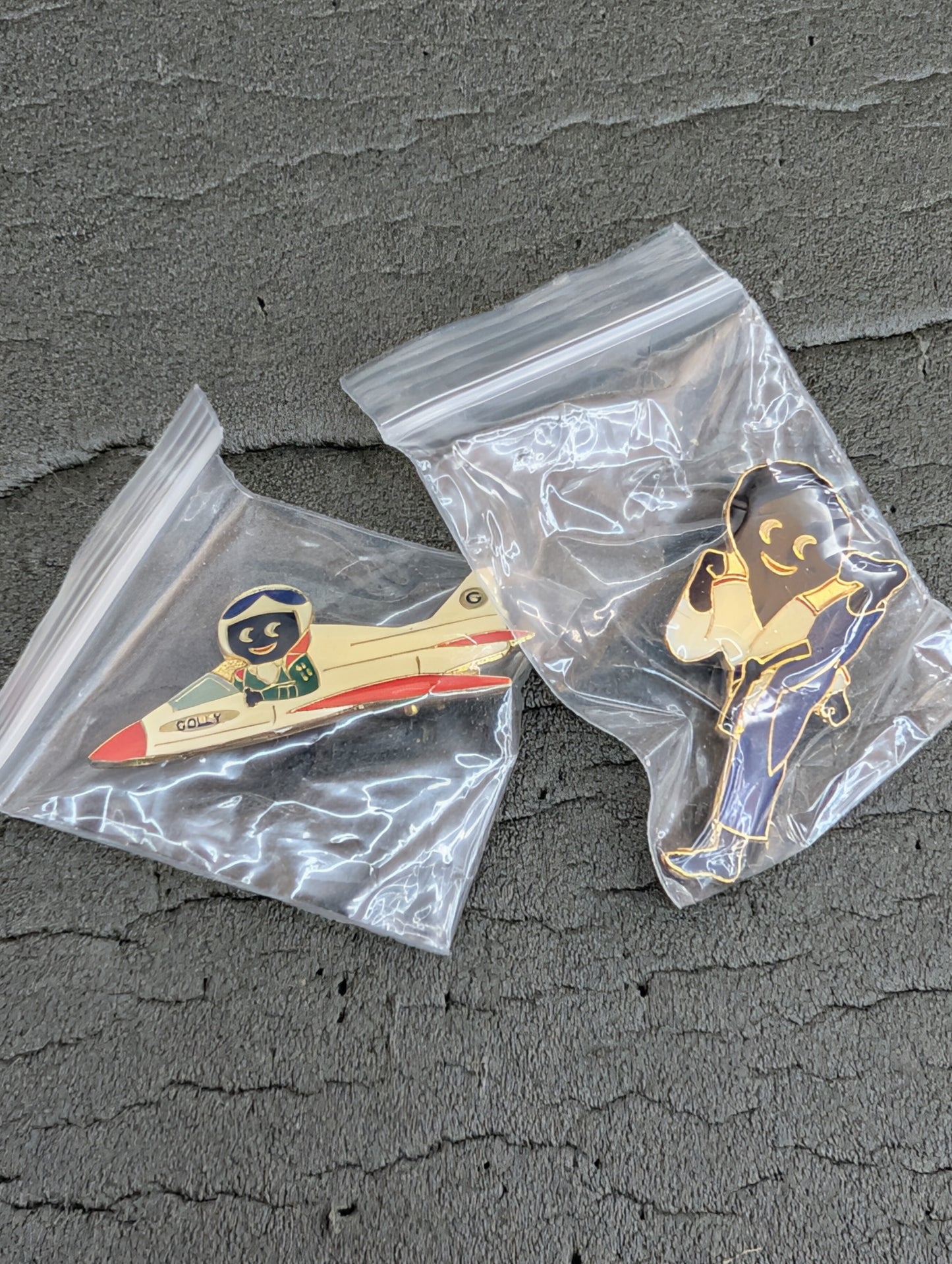 Robertsons Golly 1993-1996 Pilot and Karate