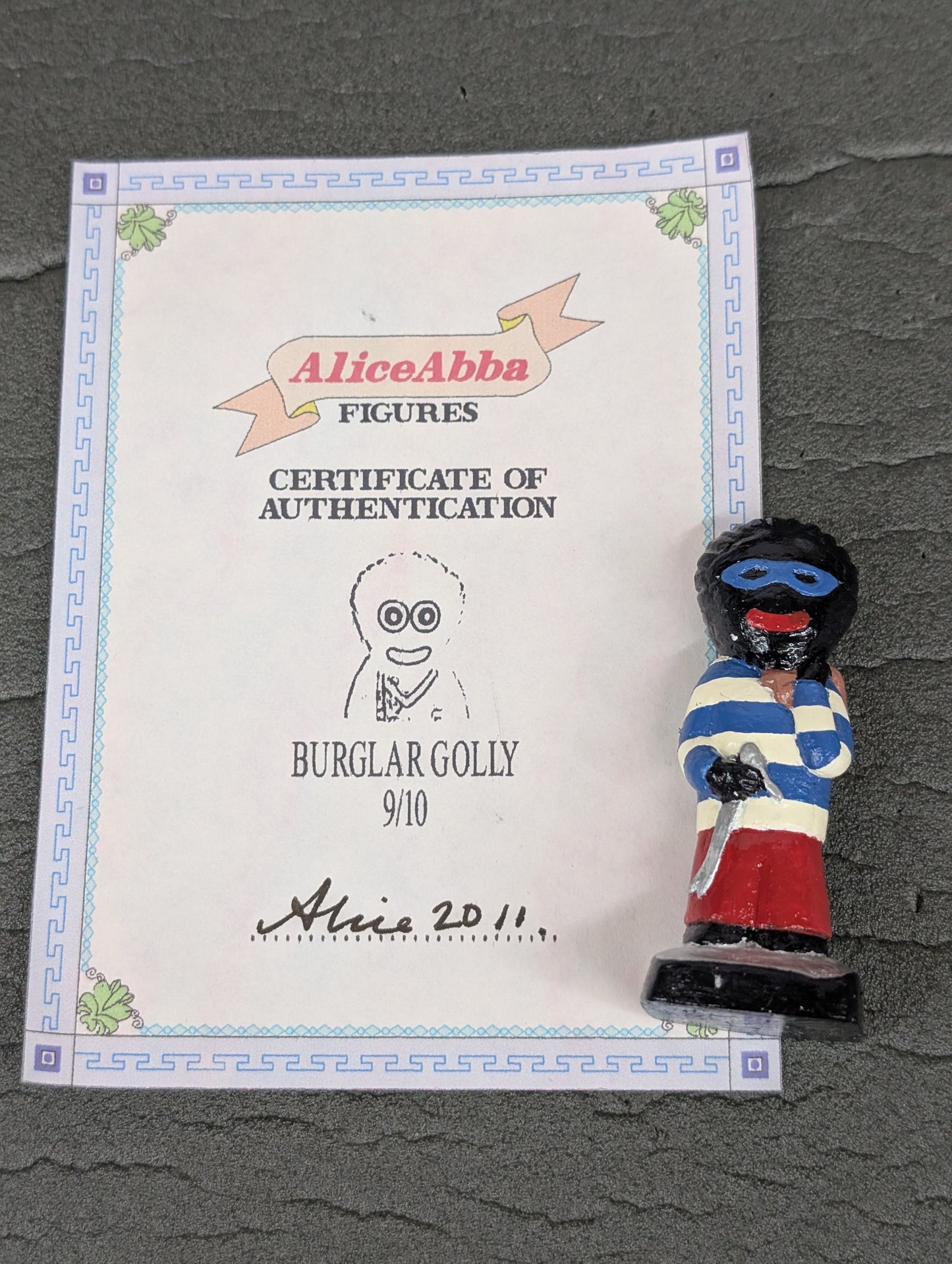 Alice Abba Burglar Golly 9/10 Signed with Cert