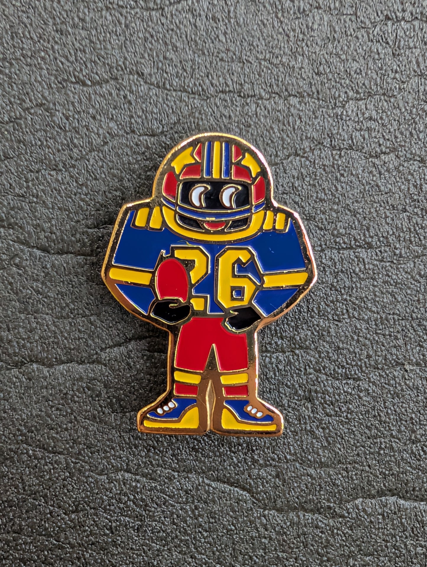 1990 Robertsons American Footballer Badge START PRICE £1