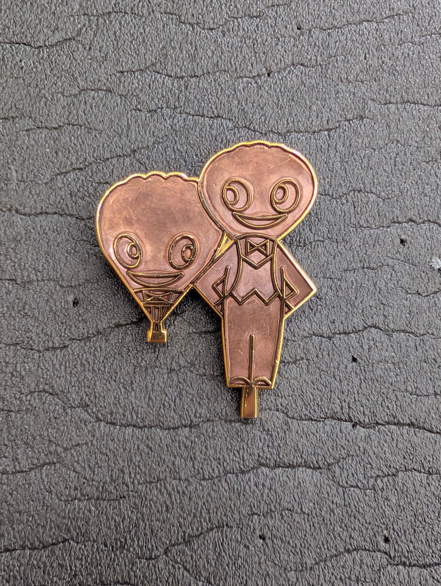 Unenamelled Double Balloon Badge