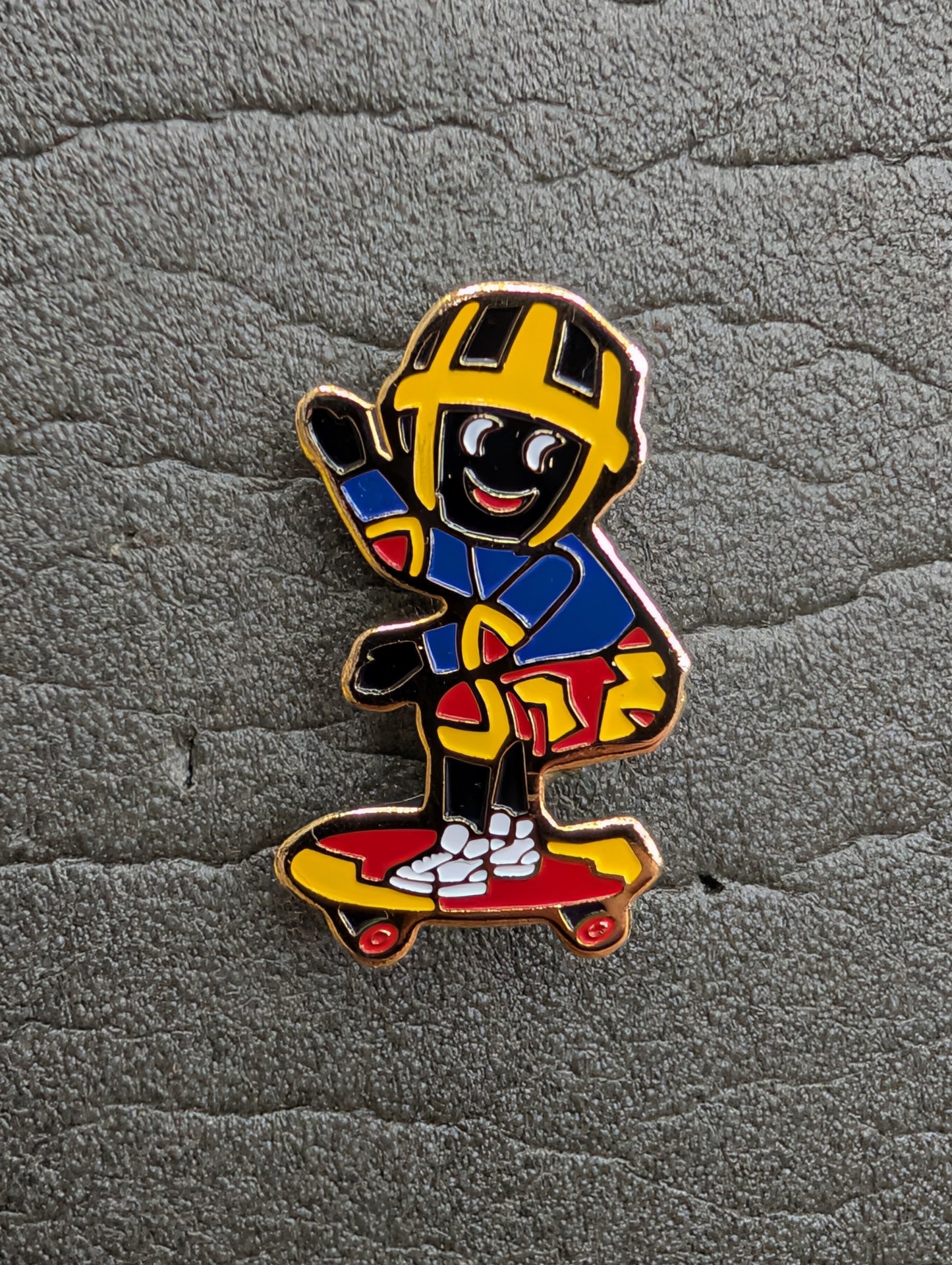 1990 Robertsons Skateboarder Badge START PRICE £1